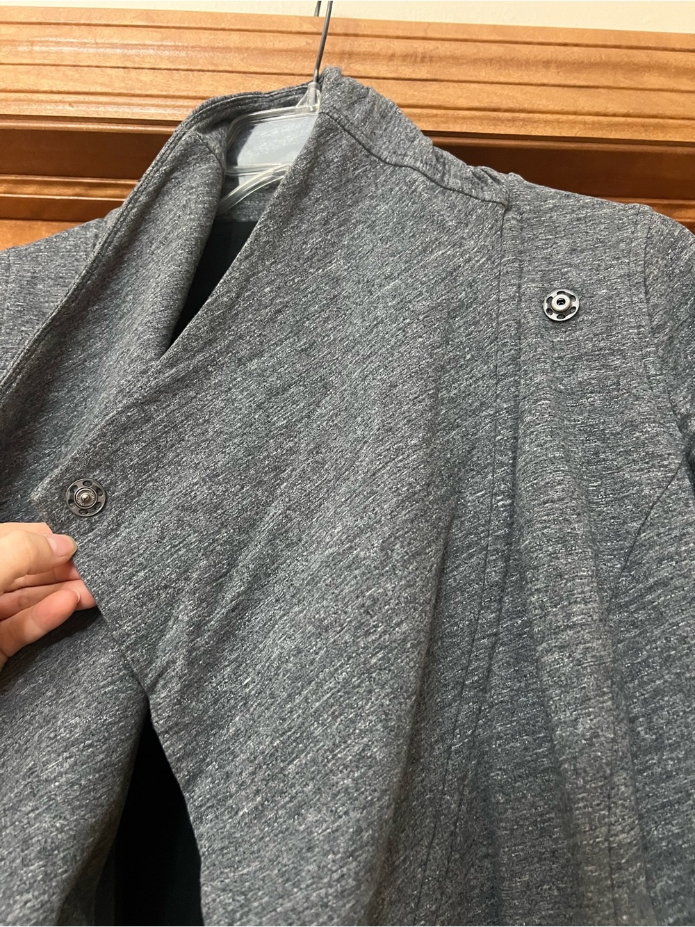 Lululemon Wrap Jacket Size 4‎ Gray Knit Snap Button Mock Neck Pockets - Picture 8 of 13